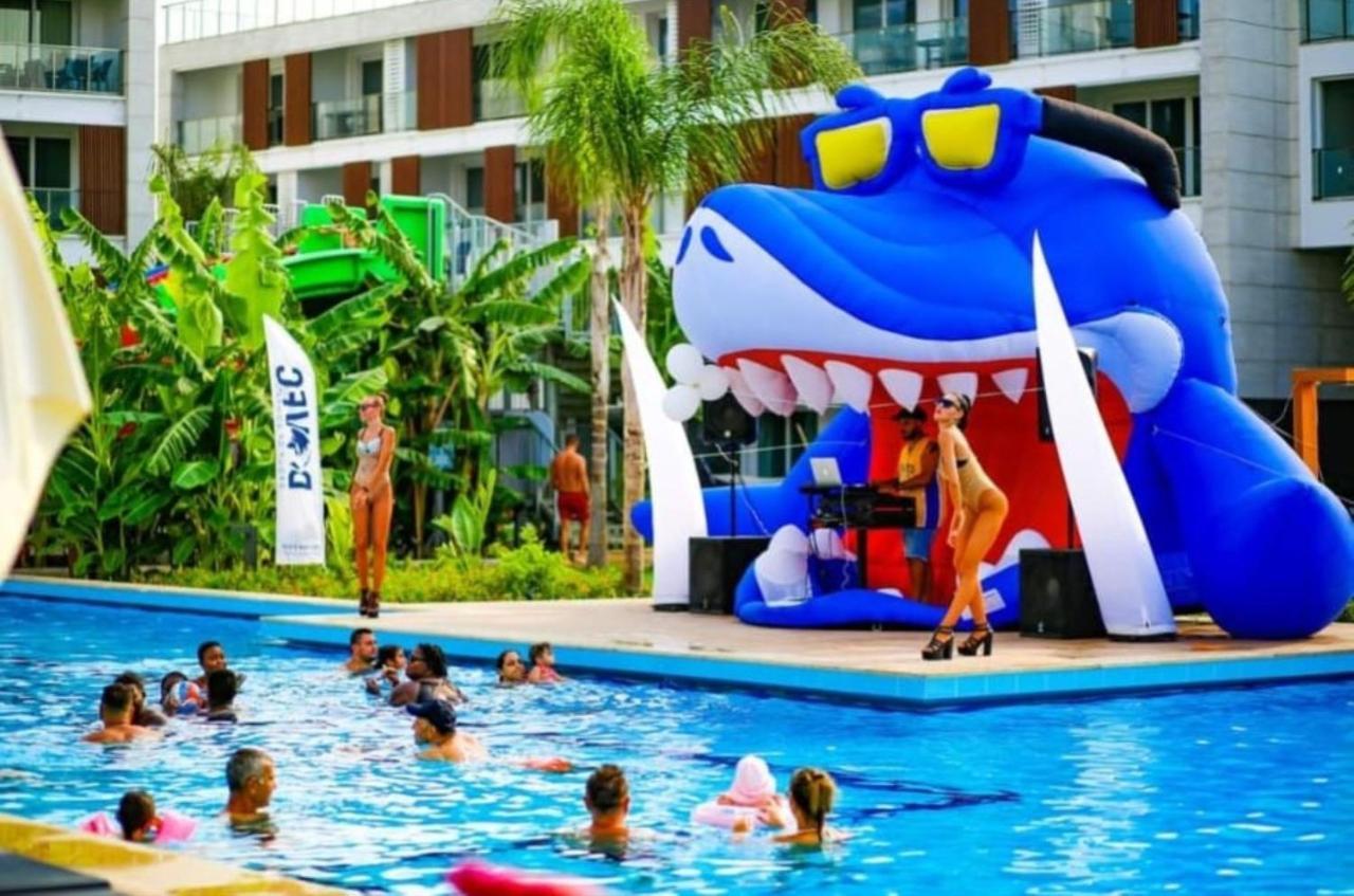 Courtyard Long Beach Holiday Resort Iskele District  المظهر الخارجي الصورة