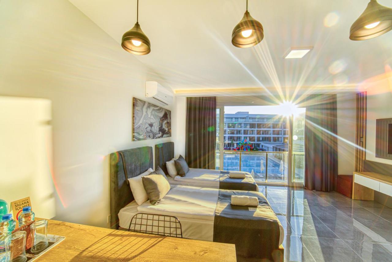 Courtyard Long Beach Holiday Resort Iskele District  المظهر الخارجي الصورة