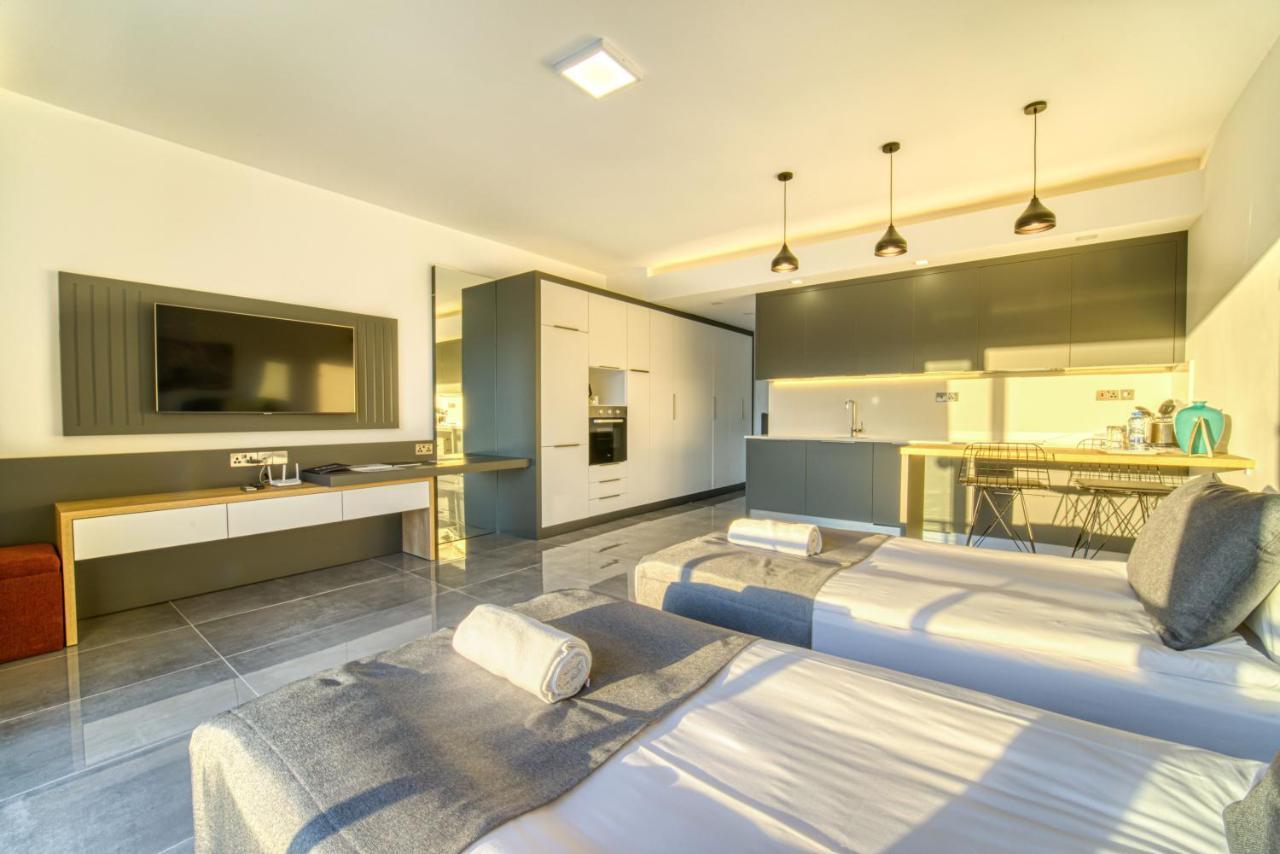 Courtyard Long Beach Holiday Resort Iskele District  المظهر الخارجي الصورة