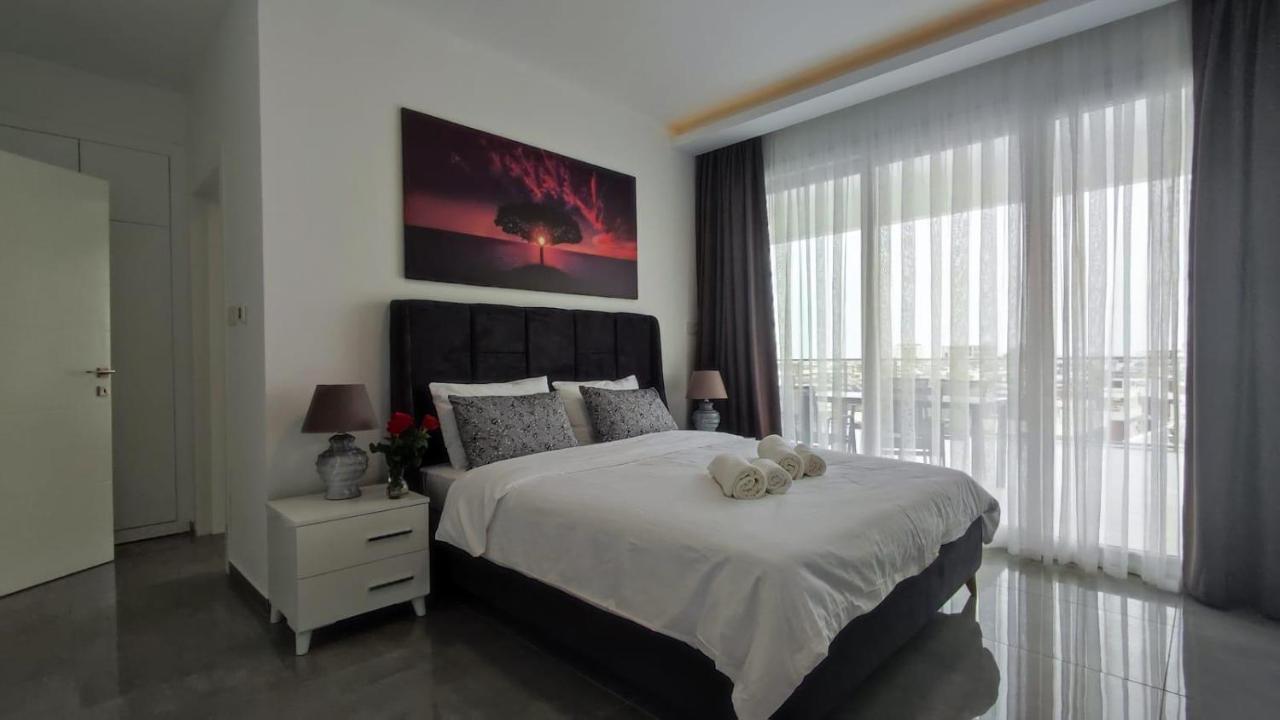 Courtyard Long Beach Holiday Resort Iskele District  المظهر الخارجي الصورة